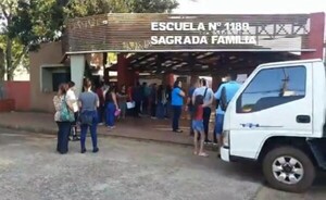 Protesta contra Reforma del MEC: "Quieren hacer de los varones nenas"