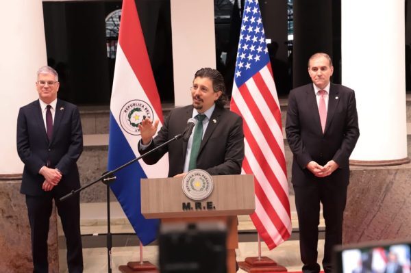 Estados Unidos reafirma compromiso con el Paraguay en la lucha anticorrupción - El Trueno