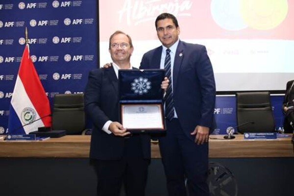 APF distingue a autoridades por organización de los Juegos ASU2022 - .::Agencia IP::.