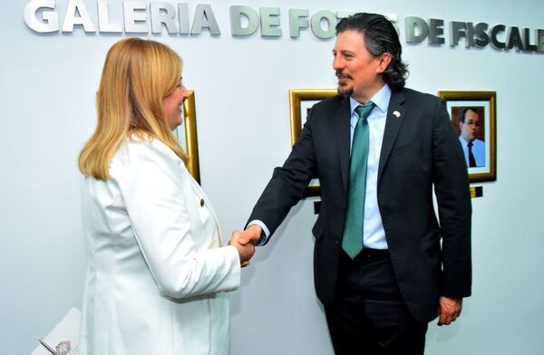 Alto funcionario de los Estados Unidos también se reunió con la fiscal General del Estado - PDS RADIO