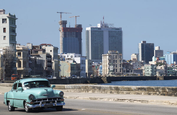 El Gobierno cubano rebaja en 32 % su previsión de la llegada de turistas para 2022 - MarketData