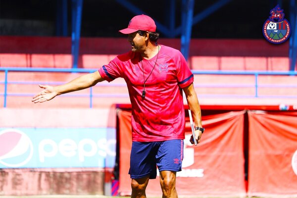 El paraguayo José Cardozo se estrena con un derbi en su retorno a Guatemala - El Independiente