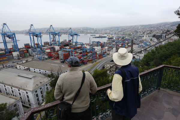 El FMI prevé una contracción de la economía chilena del 1,3 % en 2023 - MarketData