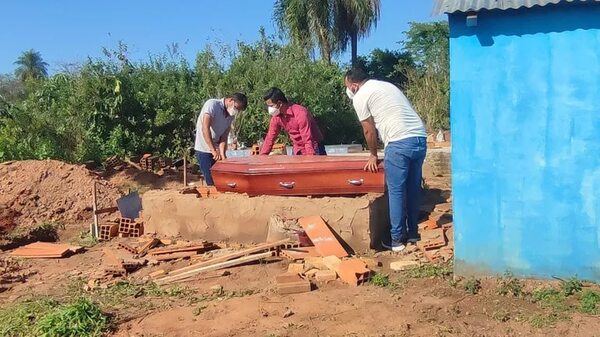 Ordenan necropsia al cuerpo de mujer fallecida en el hospital de Curuguaty - Nacionales - ABC Color