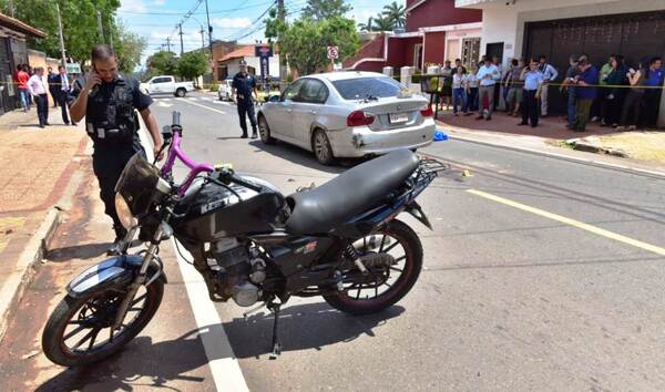 Motochorro murió tras ser arrollado por su víctima en Asunción •