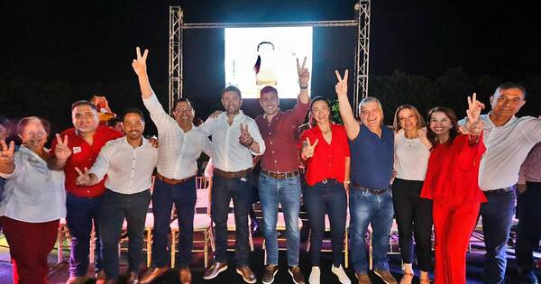 La Nación / “Ya no más persecuciones, vamos a trabajar por el desarrollo de Central”, dice precandidata a diputada