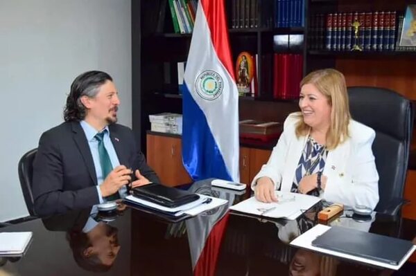 Coordinador Anticorrupción de EE.UU. visitó a la fiscala general Quiñónez - Nacionales - ABC Color