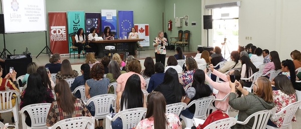 Encuentro de mujeres munícipes y lideresas por la igualdad se realizó en Coronel Oviedo