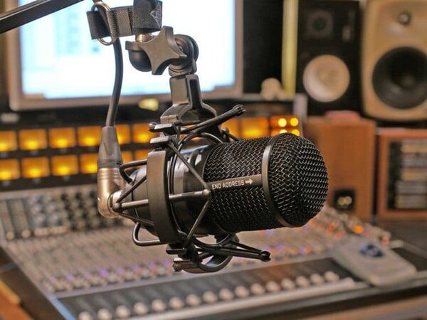 Día de la Radio: ¡La 650 AM te acompaña e informa todos los días! - Unicanal