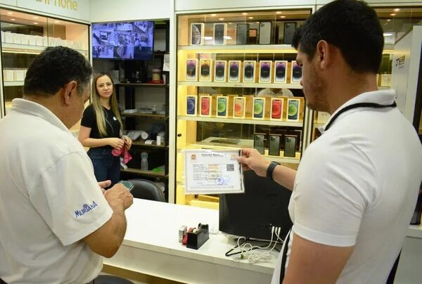 Clausuran 59 locales comerciales por falta de pago de patentes en Ciudad del Este - ABC en el Este - ABC Color