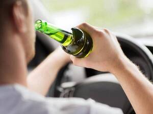 Crónica / Automovilista apintonado causó accidente y mató a un motoqueiro
