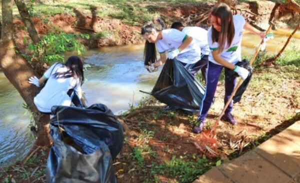 Retiran 11.700 kilos de basuras durante minga en arroyo Acaraymí