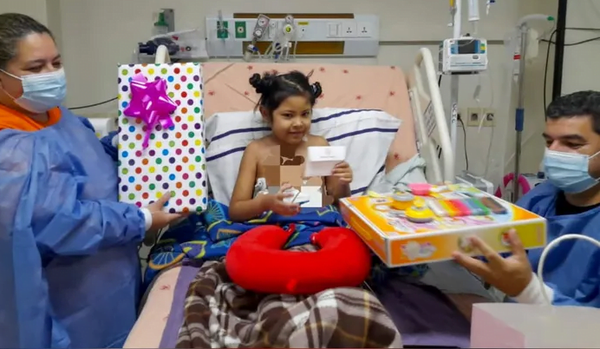 Mamá de Anita celebra su recuperación tras recibir un nuevo corazón - Noticiero Paraguay