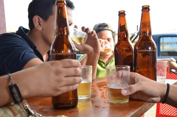 Diario HOY | Aclaran que restricción de venta de bebidas alcohólicas no rige para las internas