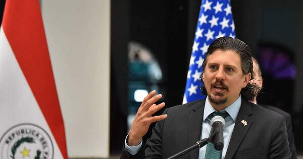 La Nación / “La corrupción socava la democracia”, advirtió enviado de Biden