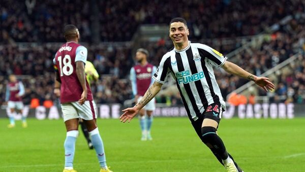 Golazo de Miguel Almirón para el Newcastle