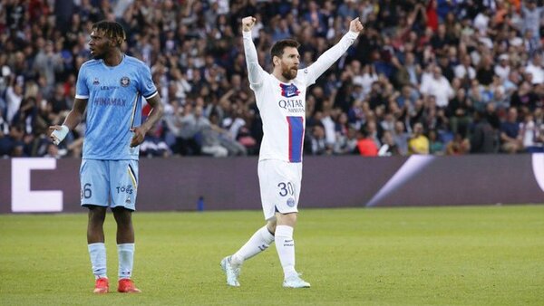 Lionel Messi espabila al PSG