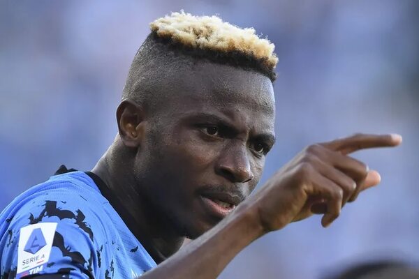 Napoli refuerza su liderato con goleada - Fútbol Internacional - ABC Color