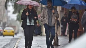 Frío atípico ingresa este domingo y tormentas persistirán