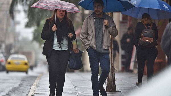 Frío atípico ingresa este domingo y tormentas persistirán