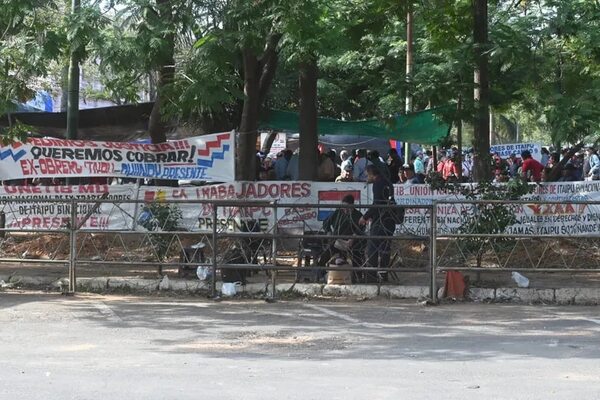 Quieren “debatir” sobre el veto a ley de compensación a exobreros de Itaipú - Política - ABC Color