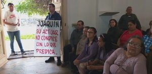Incidentes no impidieron asunción de nuevo párroco en Itauguá - Nacionales - ABC Color