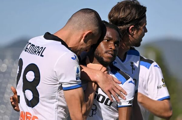 El Atalanta se mantiene en la zona ‘Champions’ - Fútbol Internacional - ABC Color