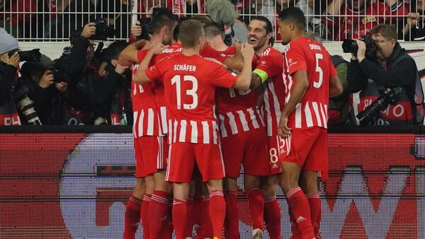 La épica mantiene al Union Berlin en el liderato
