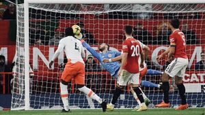 De Gea salva a un gris Manchester United