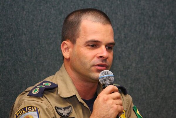 La autoridad electoral de Brasil pide explicaciones a la Policía por retenes