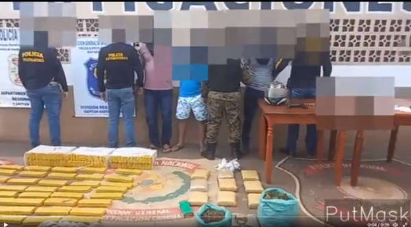 Detienen a varias personas e incautan drogas y armas en Capitán Bado