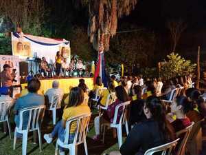 DEL PILAR VAZQUEZ CELEBRA GRAN ENCUENTRO EN SAN JUAN DEL PARANÁ 
