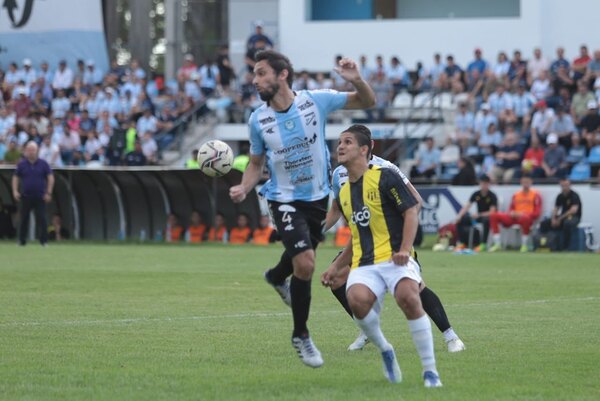 Guaireña consigue una importante victoria y apunta a la Sudamericana