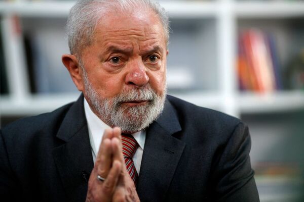Recta final del escrutinio en Brasil: Lula da Silva se impone a Jair Bolsonaro por mínima diferencia - trece
