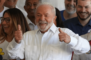 Lula da Silva derrotó a Jair Bolsonaro por una ventaja mínima y será nuevamente presidente de Brasil