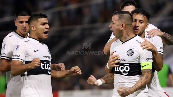 Crónica / [VIDEO] ¡Ni la lluvia lo para! Olimpia despacha a “12” y sigue firme en busca del título