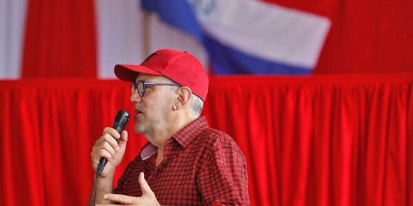 Contundente: Precandidato a senador afirma que “vivimos en el país de la pollada”