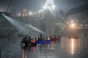 Desplome de un puente deja 132 muertos y 60 heridos en la India - Mundo - ABC Color
