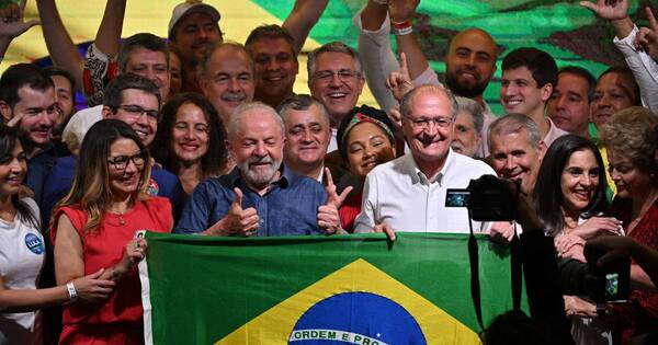 La Nación / La UE felicita a Lula por su victoria en las elecciones de Brasil