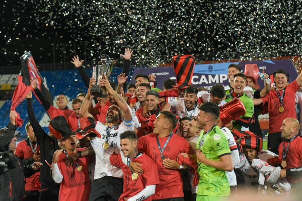 Diario HOY | El descendido Patronato hace historia y conquista la Copa Argentina