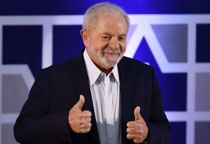 Buscar 'ponerse de acuerdo' entre Brasil y Paraguay sobre Itaipú, el objetivo tras victoria de Lula da Silva