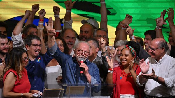 Lula da Silva derrotó a Jair Bolsonaro por una ventaja mínima y será nuevamente presidente de Brasil - .::Agencia IP::.