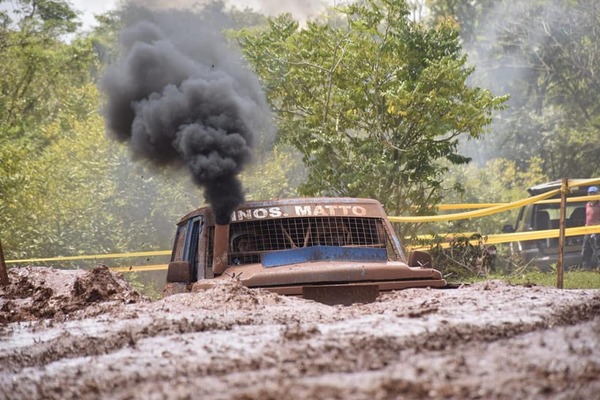 El “Desafío de Campeones” de 4x4 va a General Aquino - .::Agencia IP::.
