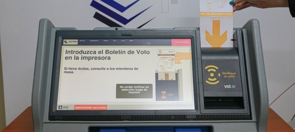 Diario HOY | Realizarán auditoría a pantallas de voto para las internas