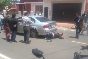 Motochorro atropellado sigue internado e irá a cirugía, según informe médico