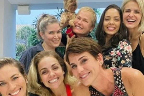 Crónica / [VIDEO] Así fue el reencuentro de Xuxa con sus "Paquitas"