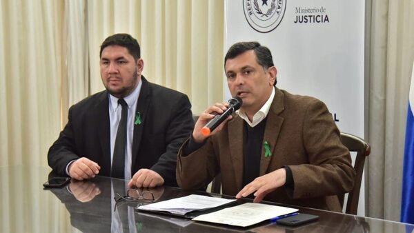 Ex coordinadora de cárceles no certificó fuente humana, alegan