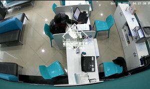«Descuidista» lleva dos celulares de una empresa
