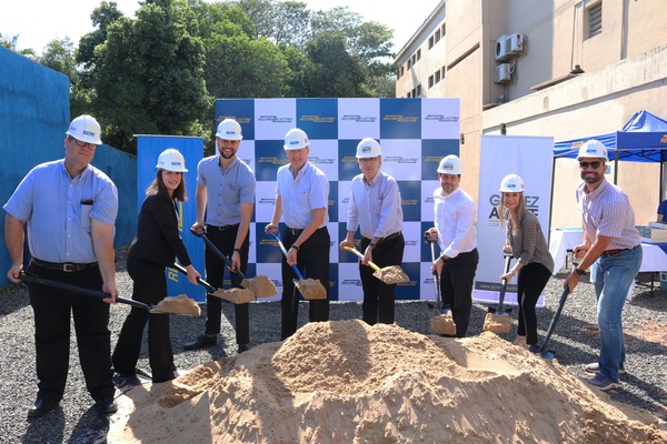 Pensando en todos sus clientes, Record Electric ampliará su Casa Matriz