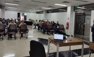 Capacitan sobre el sistema de reclamos de averías de alumbrado público